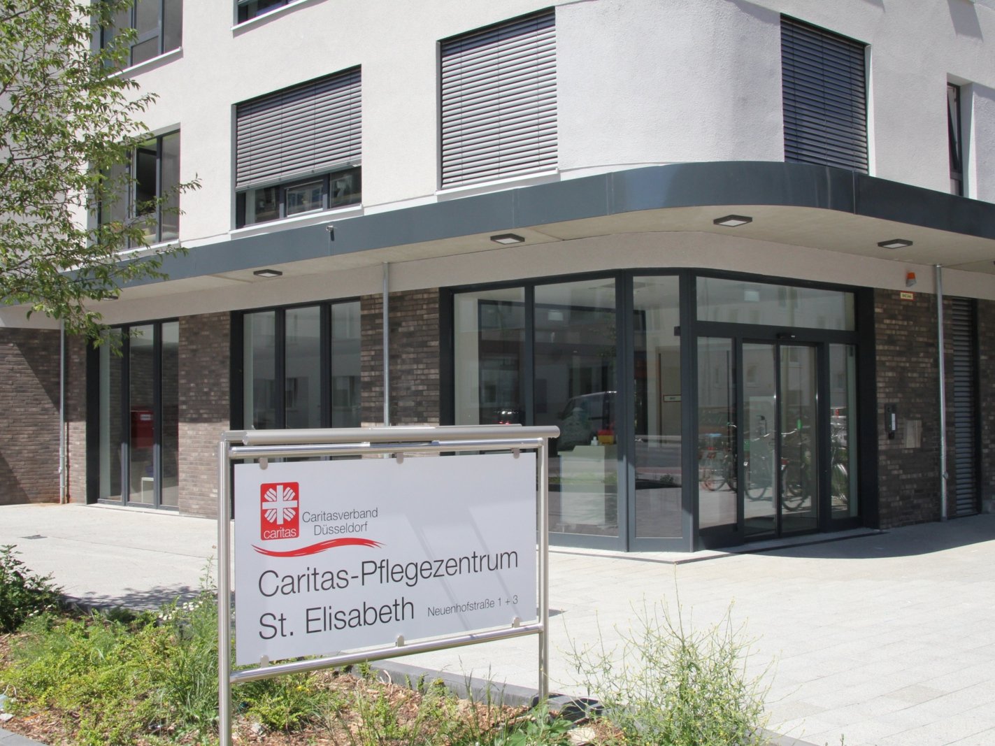 Caritasverband Düsseldorf e.V. | Pflegezentrum St. Elisabeth (Rath)